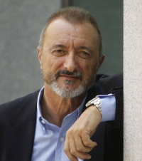 logo Arturo Prez-Reverte