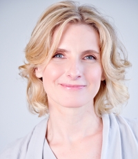 logo Elizabeth Gilbert