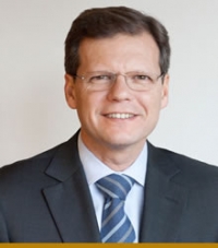 logo Javier Vidal-Quadras