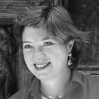 logo Marina Castaeda