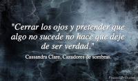Cazadores de sombras, Cassandra Clare